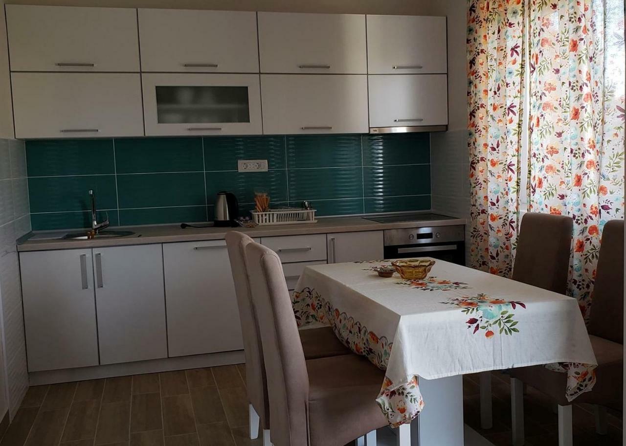 Apartmani Suncokreti - Sunflower Apartments Bar Zewnętrze zdjęcie