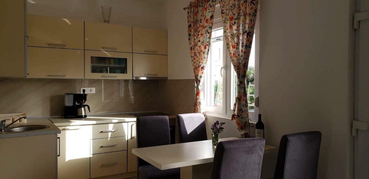 Apartmani Suncokreti - Sunflower Apartments Bar Zewnętrze zdjęcie
