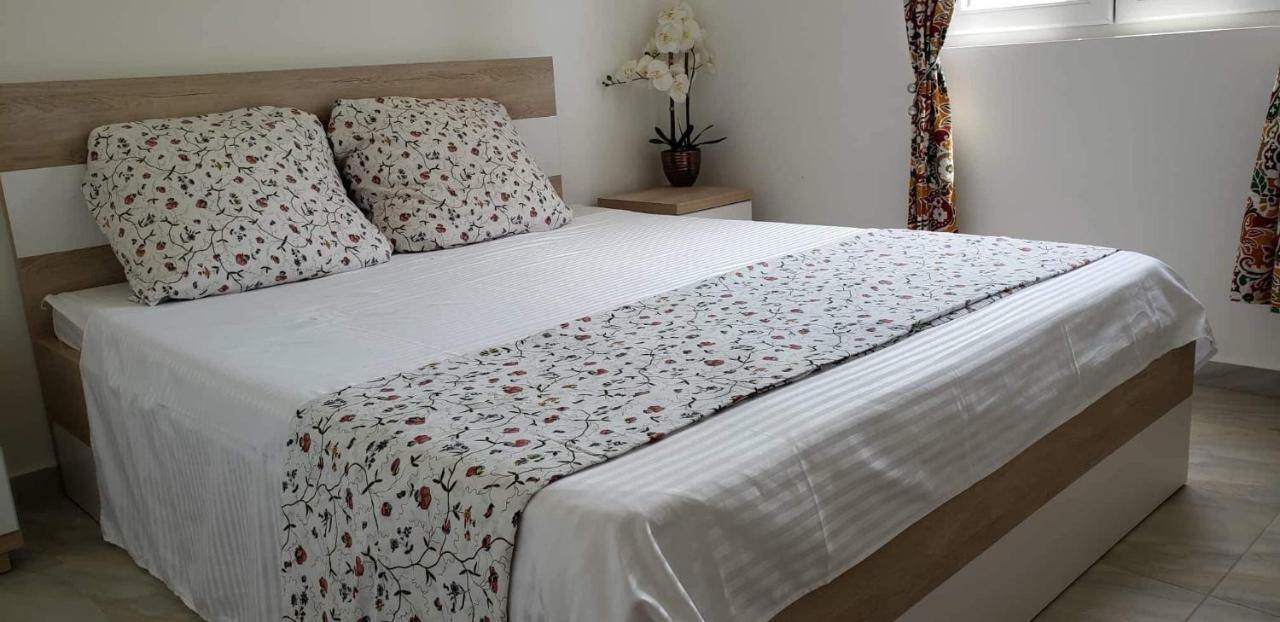Apartmani Suncokreti - Sunflower Apartments Bar Zewnętrze zdjęcie